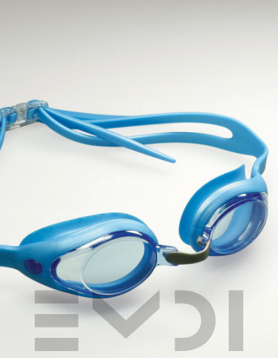 Очки плавательные