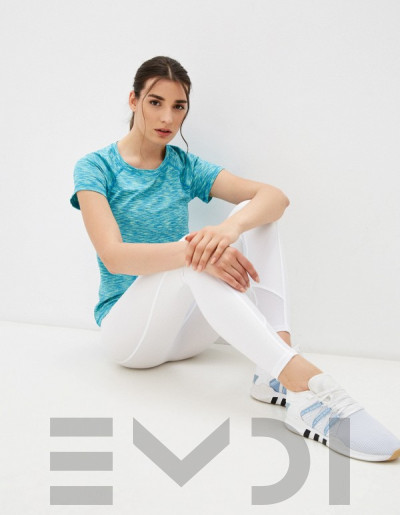 Футболка женская